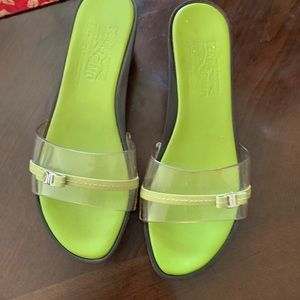 Salvatore Ferragamo Vintage platform size 7.5